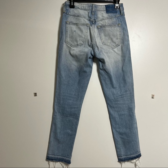 AMO Babe seeet cheeks raw hem lightwash ankle jeans - Picture 6 of 8